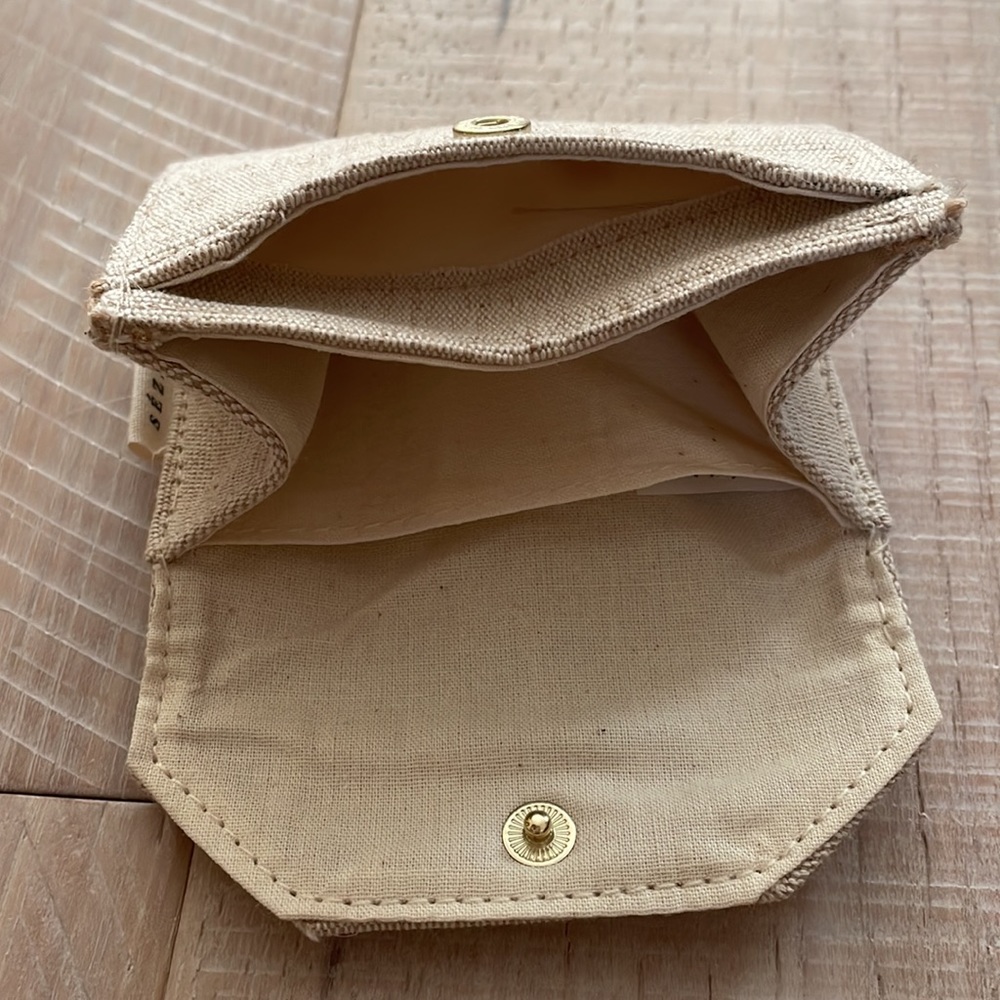 Sezane Mini Compact wallet. Natural - Picture 10 of 13